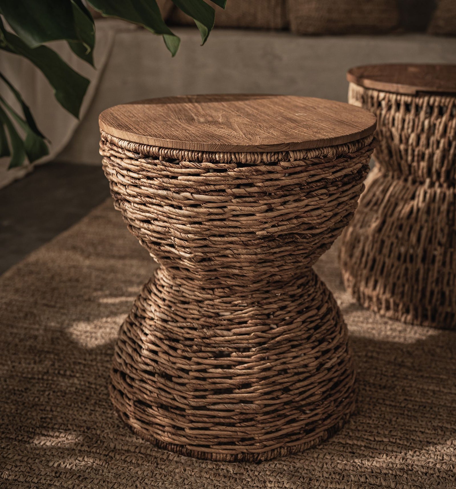 Rebana Alto Stool