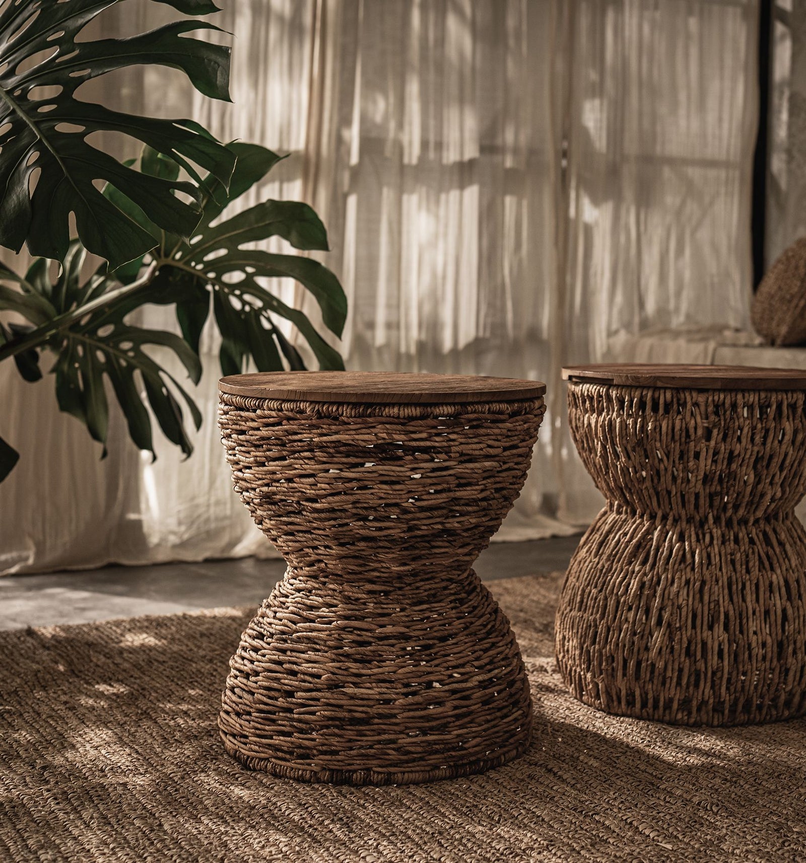 Rebana Alto Stool