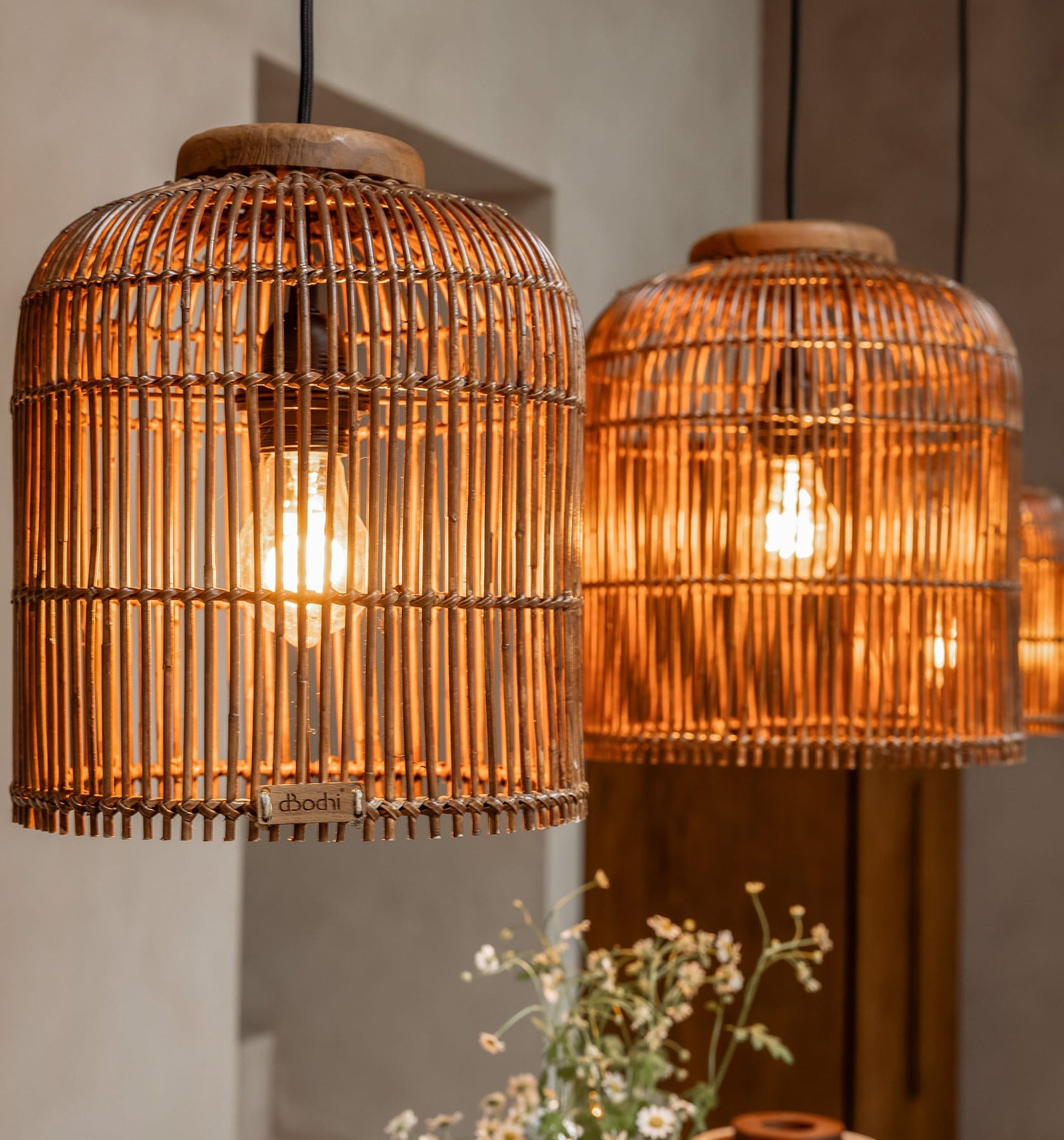 Aura Bold Rattan
