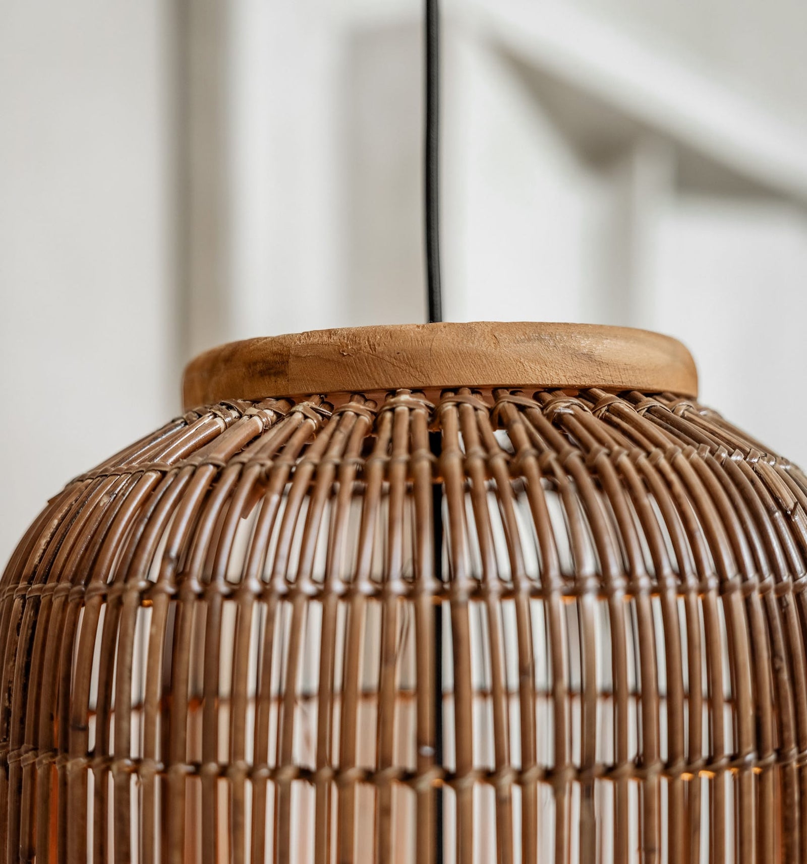 Aura Slimm Rattan