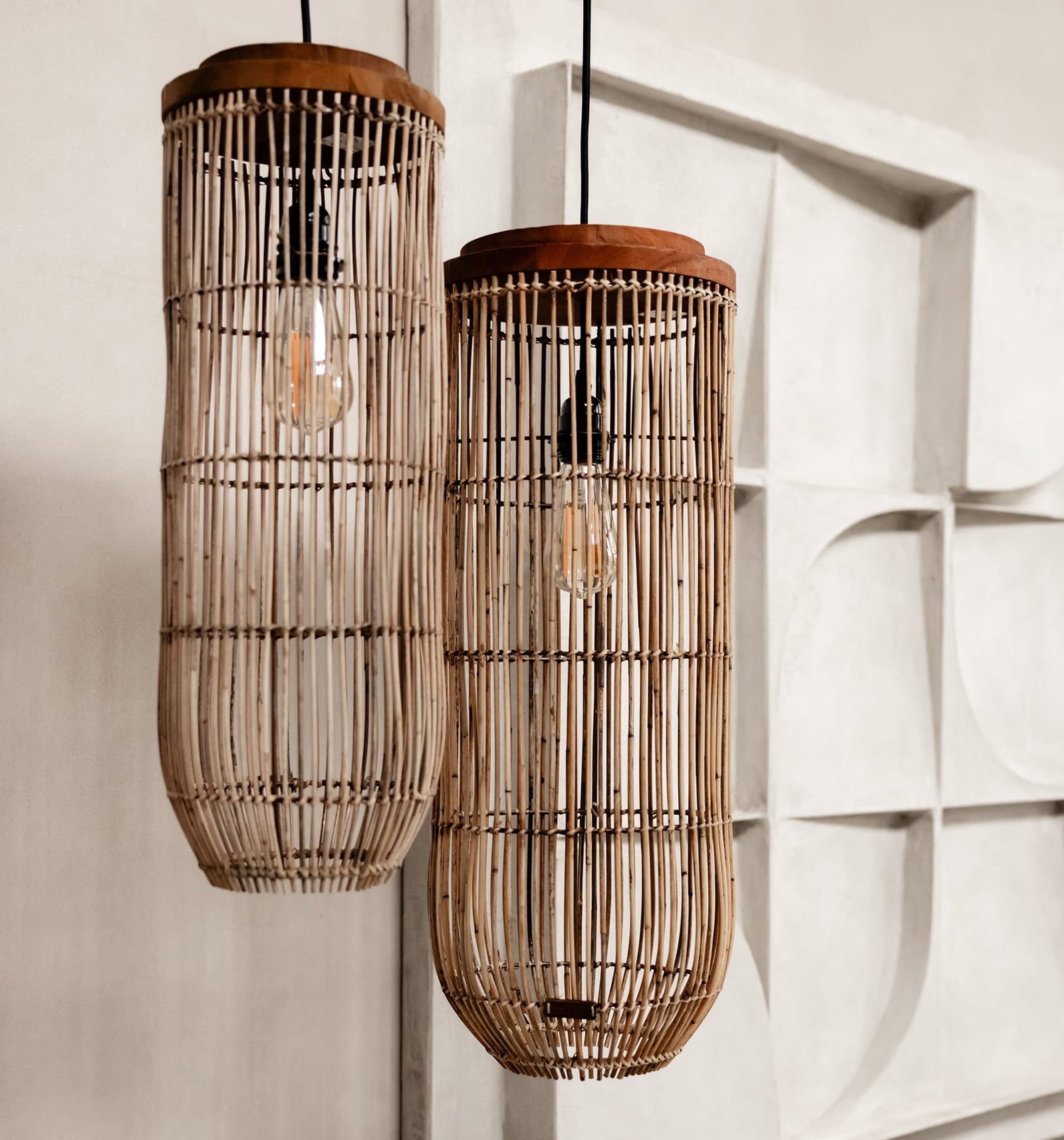 Bright Tub Hanging Lamp