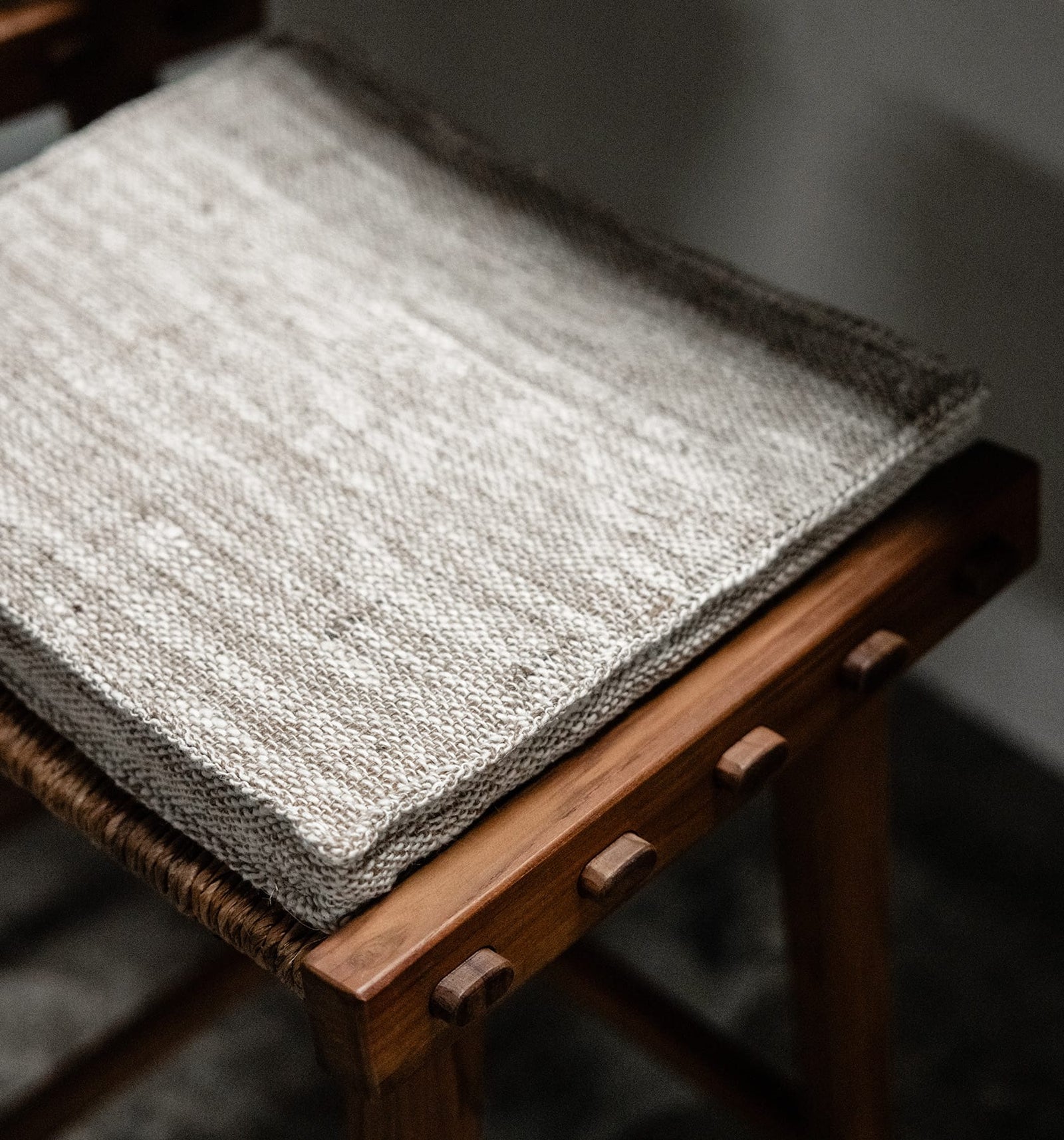 Caterpillar Bar Stool Cushion Jute