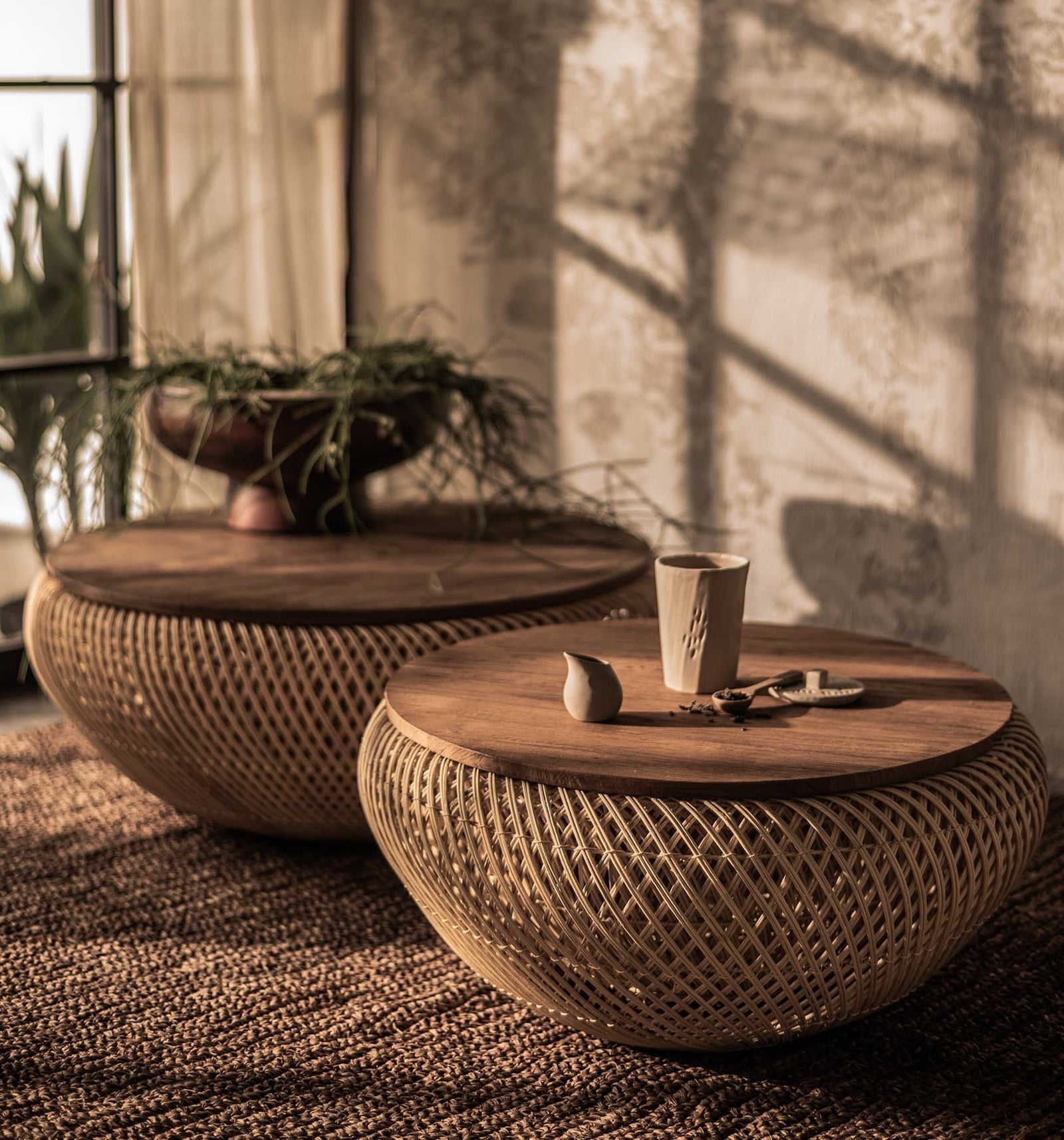 Collectables wave coffee table pure