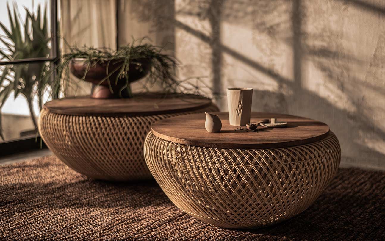 Collectables wave coffee table pure