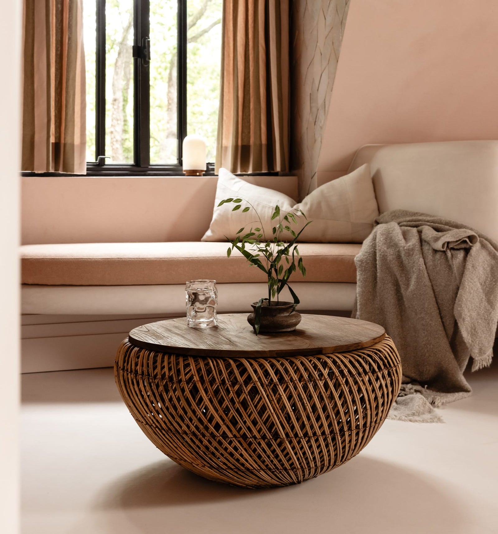 Wave Coffee Table Kulit