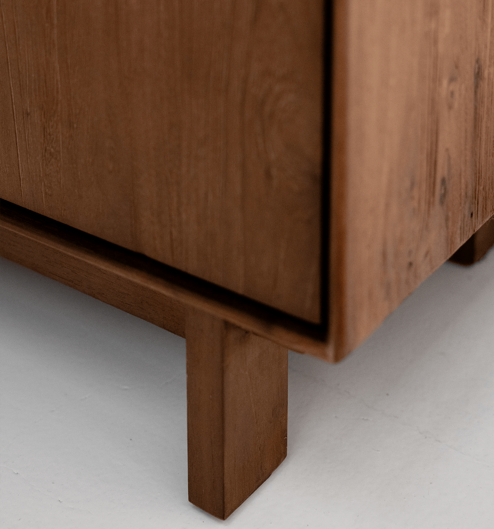 Grace Cabinet 2 Doors