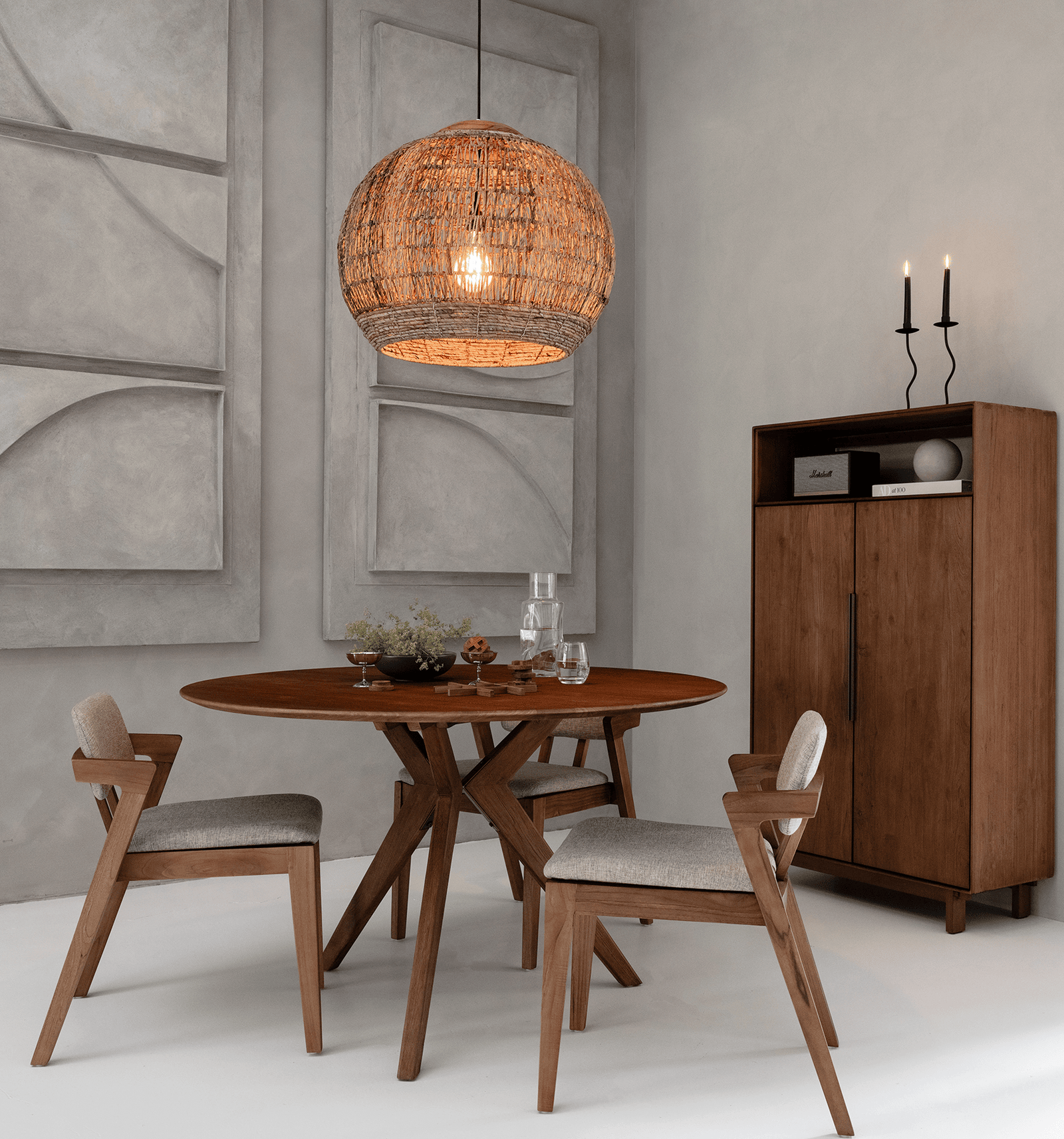 Grace Cabinet 2 Doors