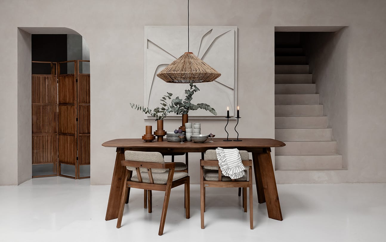 Grace Dining Table