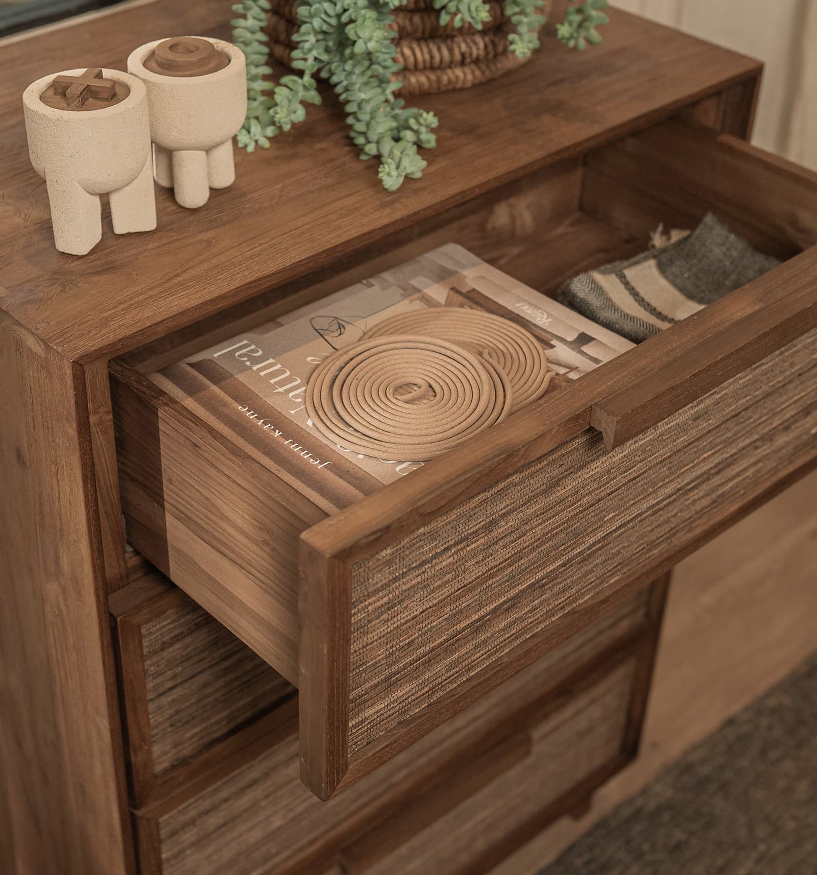 Hopper Dresser 4 Drawers