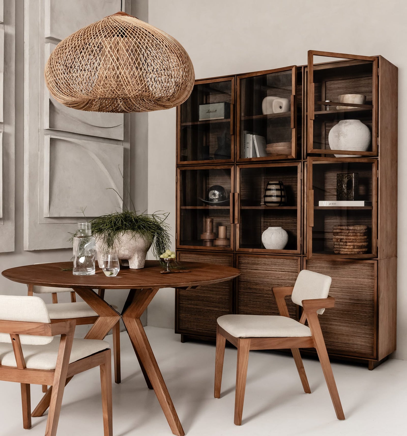 Hopper Display Cabinet 3 Doors