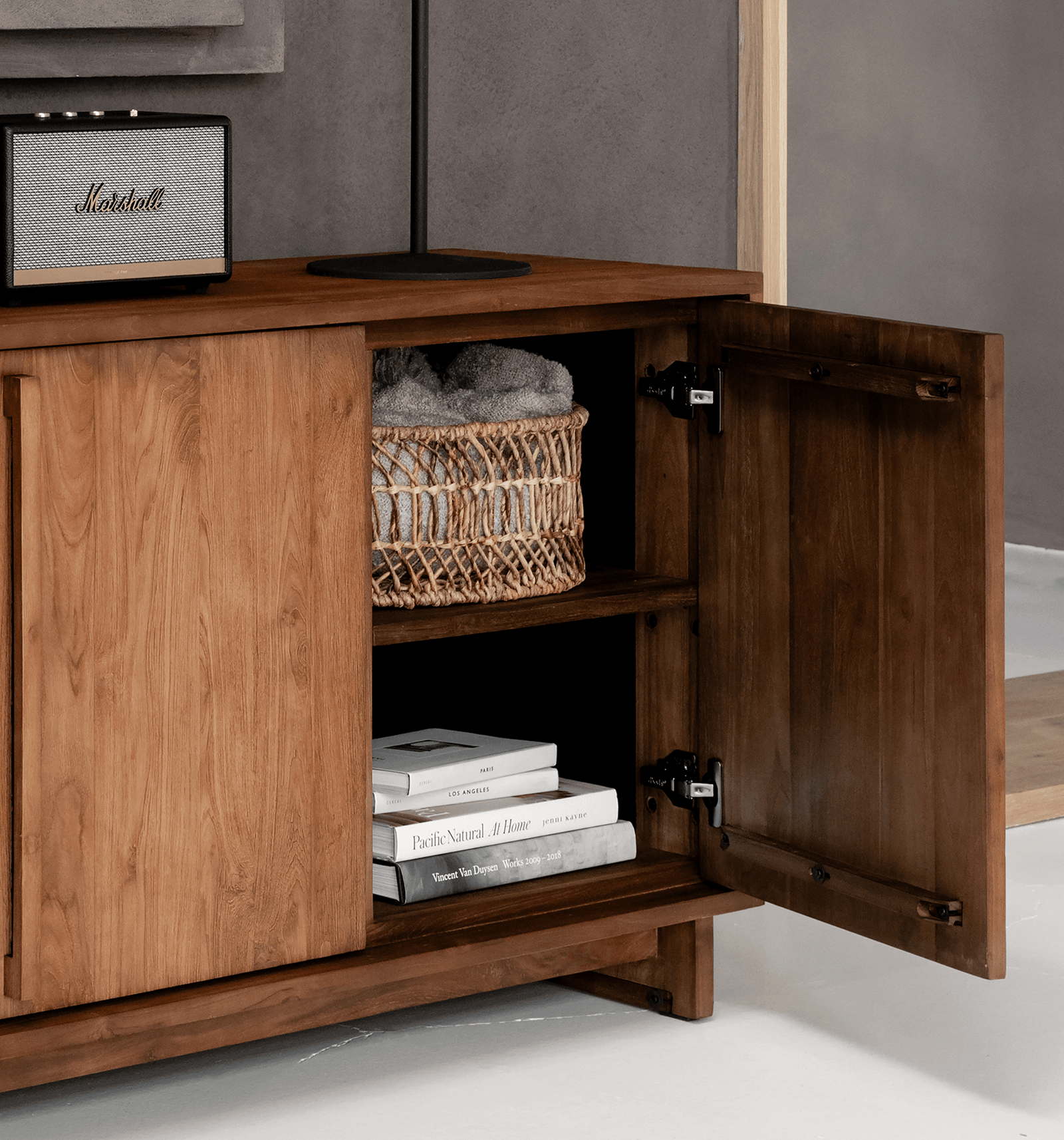 Inline Dresser 4 Doors