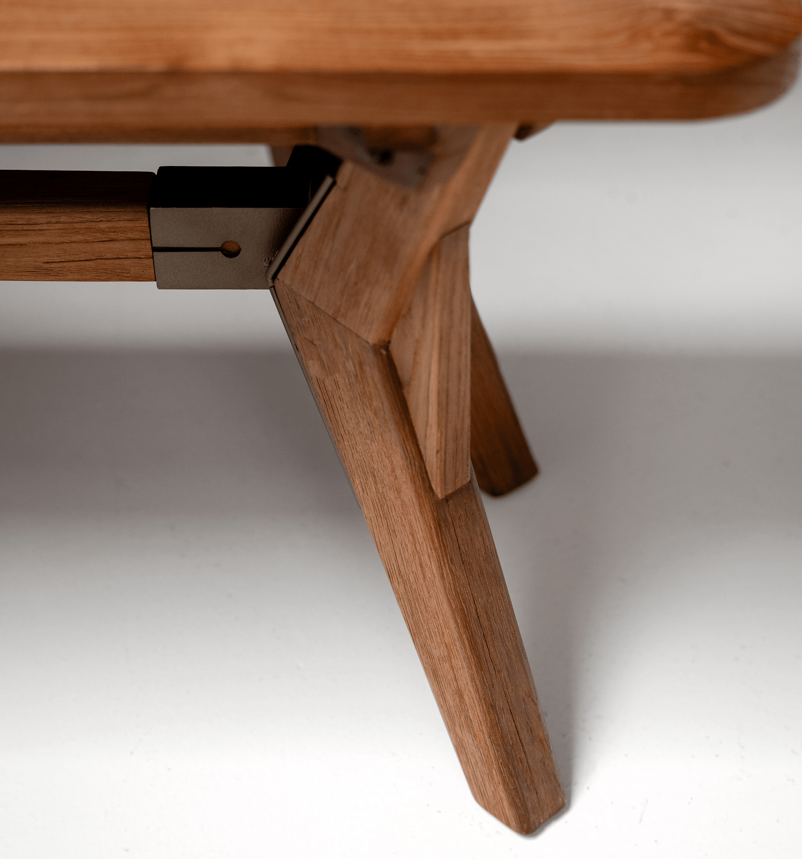 Kupu-Kupu Bench
