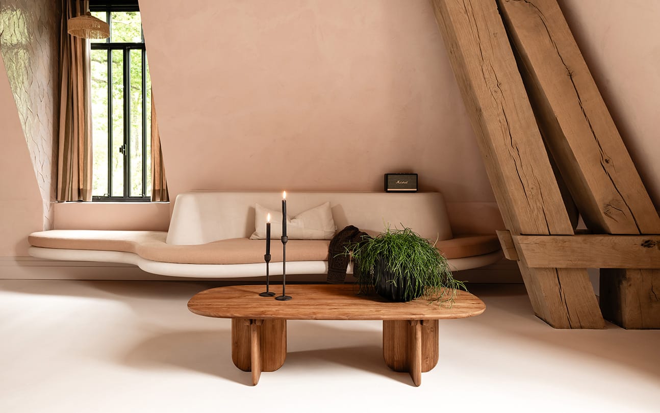 Linea Coffee Table