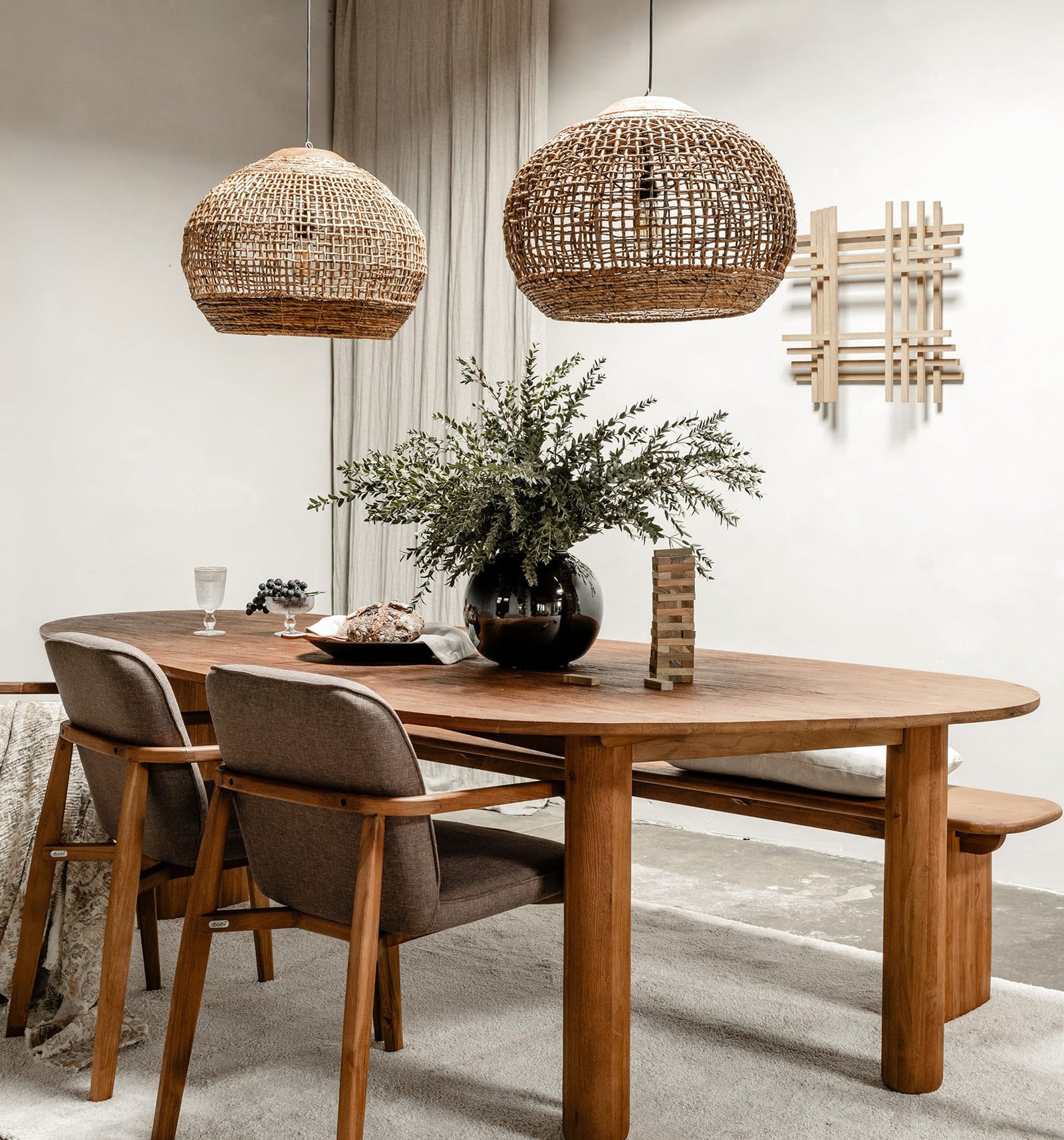 Luna Dining Table