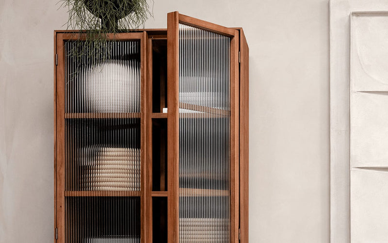 Motion Display Cabinet