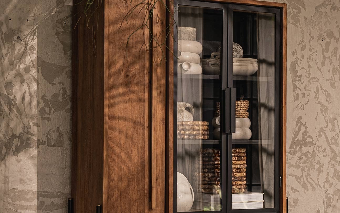 Outline Cabinet