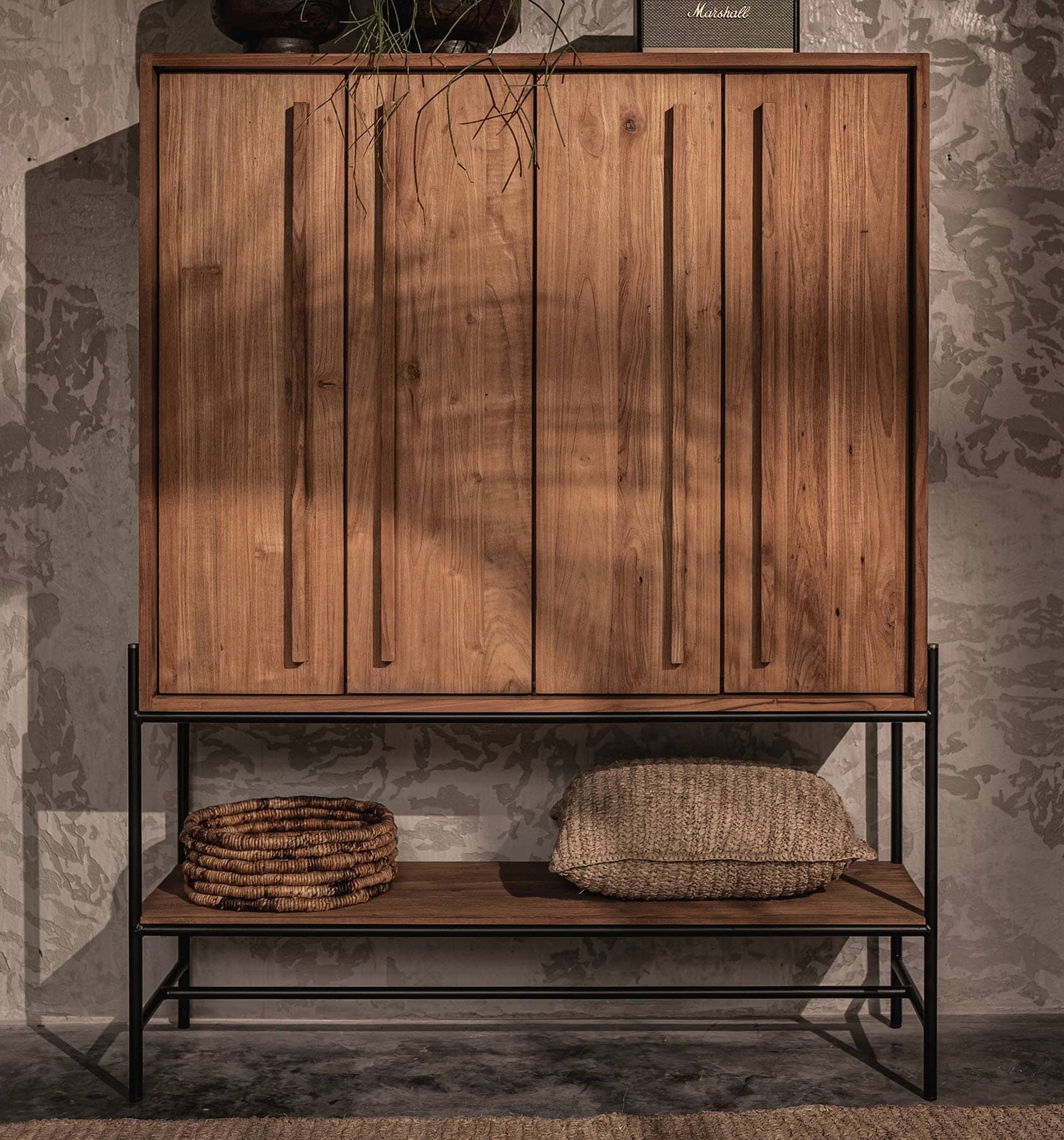 Outline Cabinet 4 Doors 1 Open Rack
