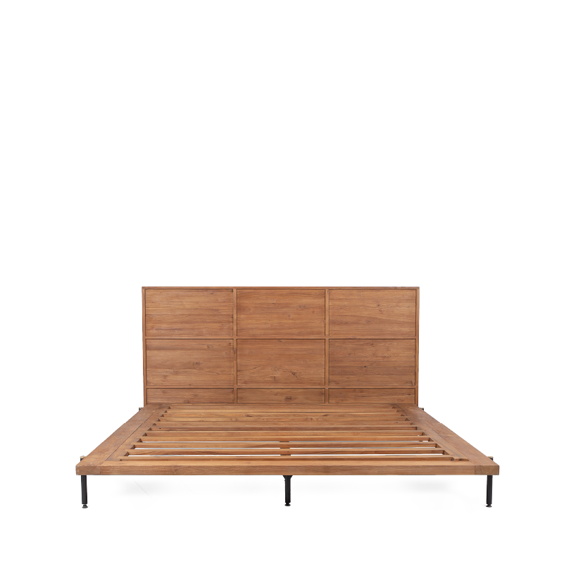 105 x 209.5 x 110 cm
