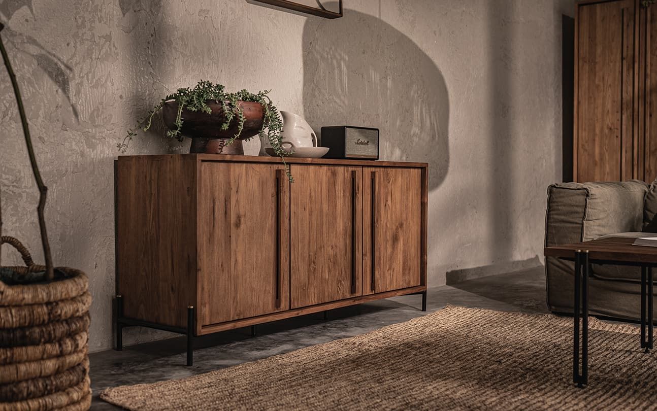 Outline Dresser 3 Doors Tall