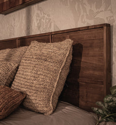 Outline Bed