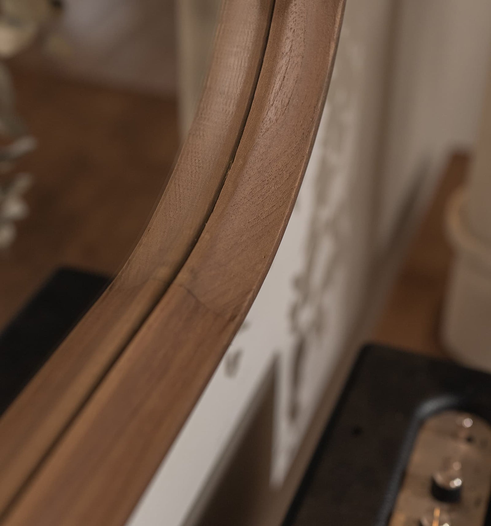 Opral Mirror C