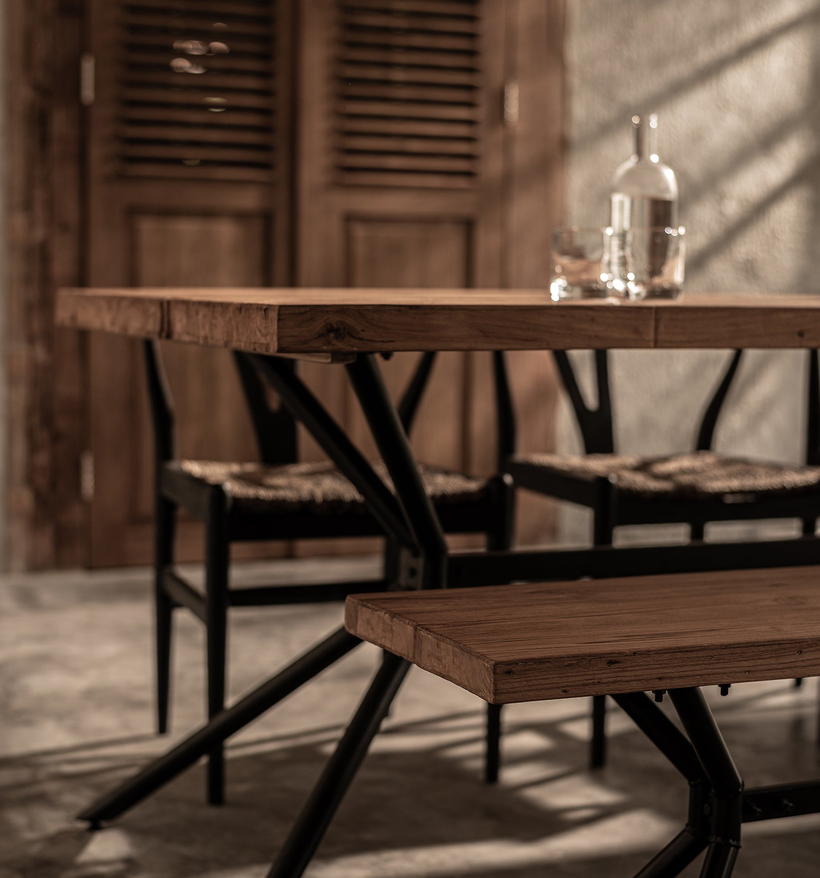 Oxo Dining Table (Second Chance)