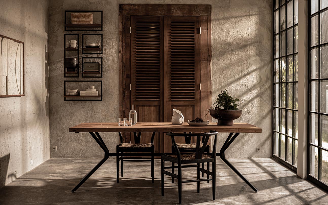 Oxo Dining Table (Second Chance)