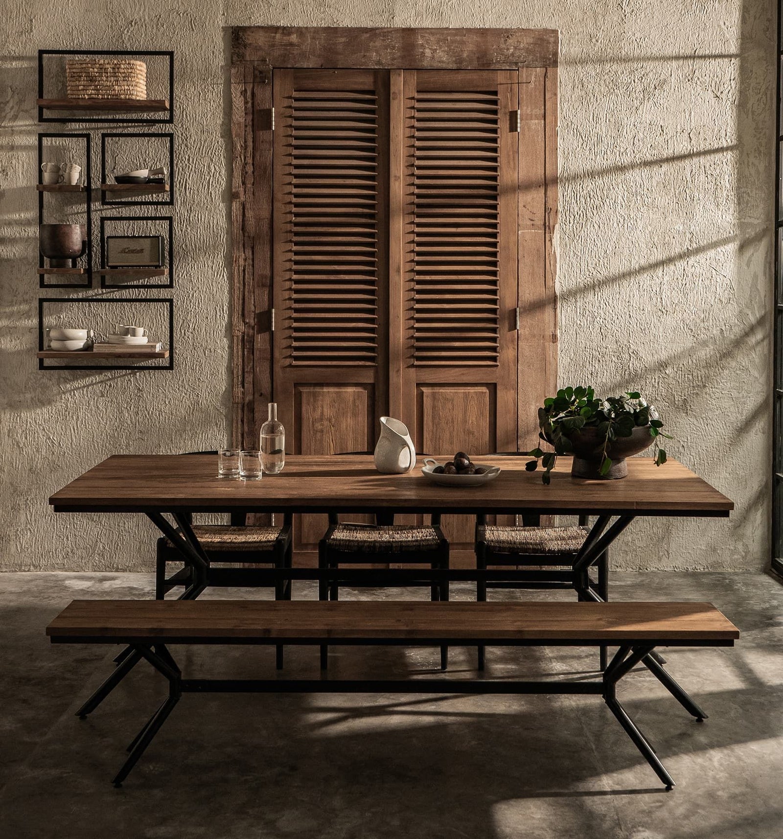 Oxo Dining Table (Second Chance)