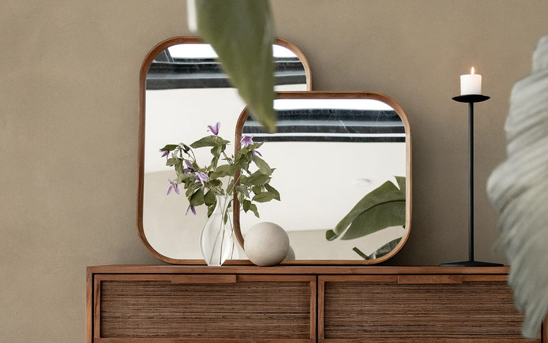 Opral Mirror
