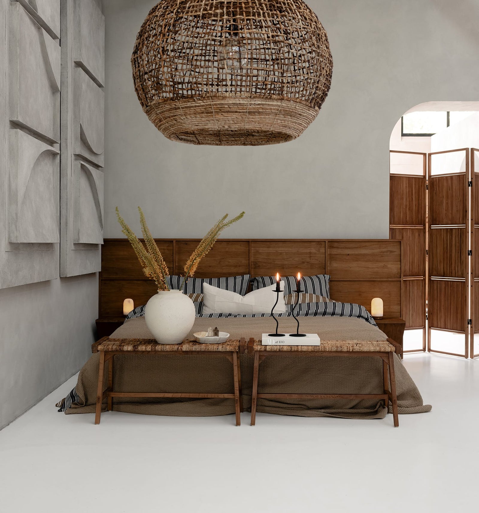 Outline Bed with Side Table