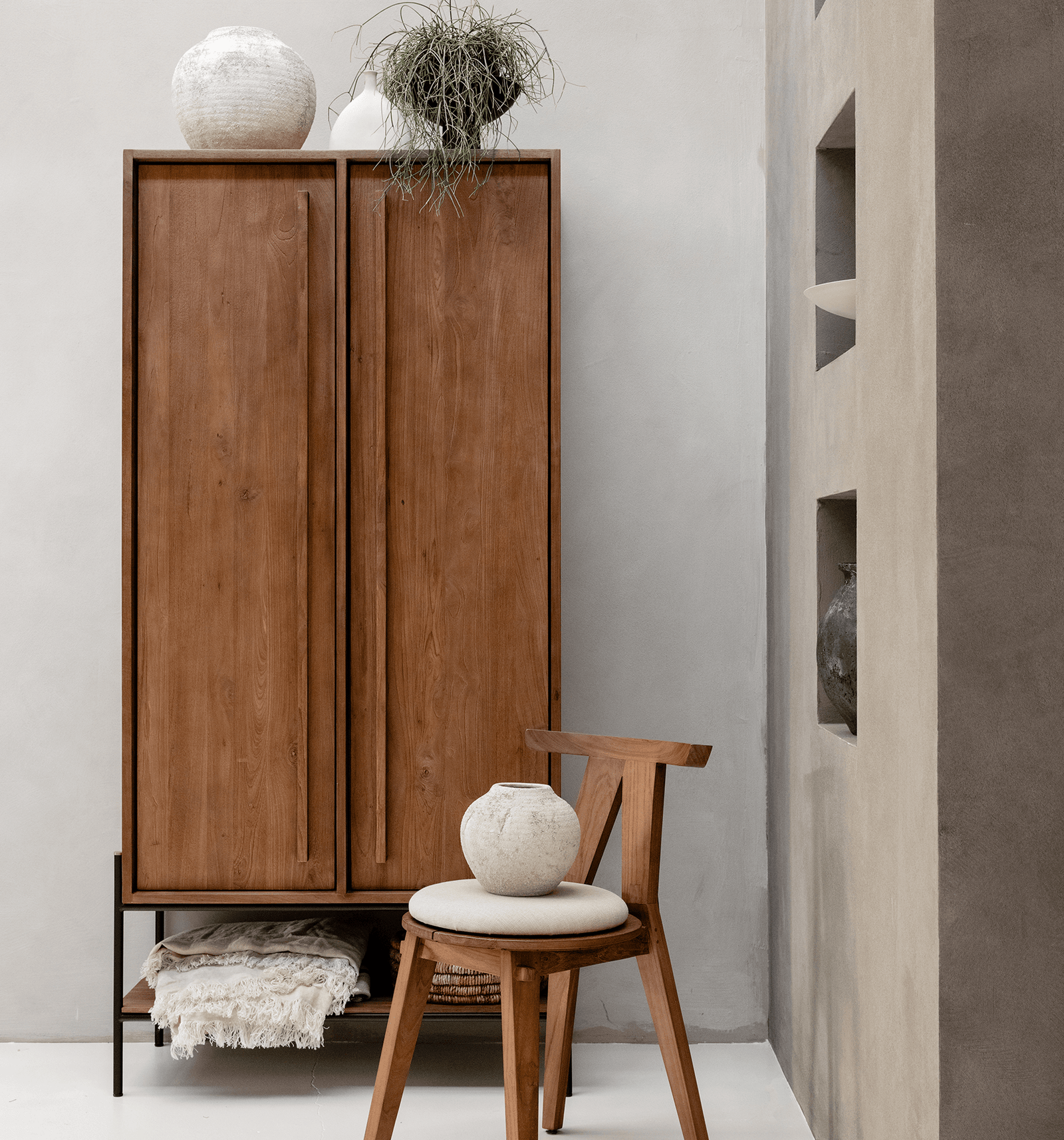 Outline Cabinet 2 Doors 1 Open Rack