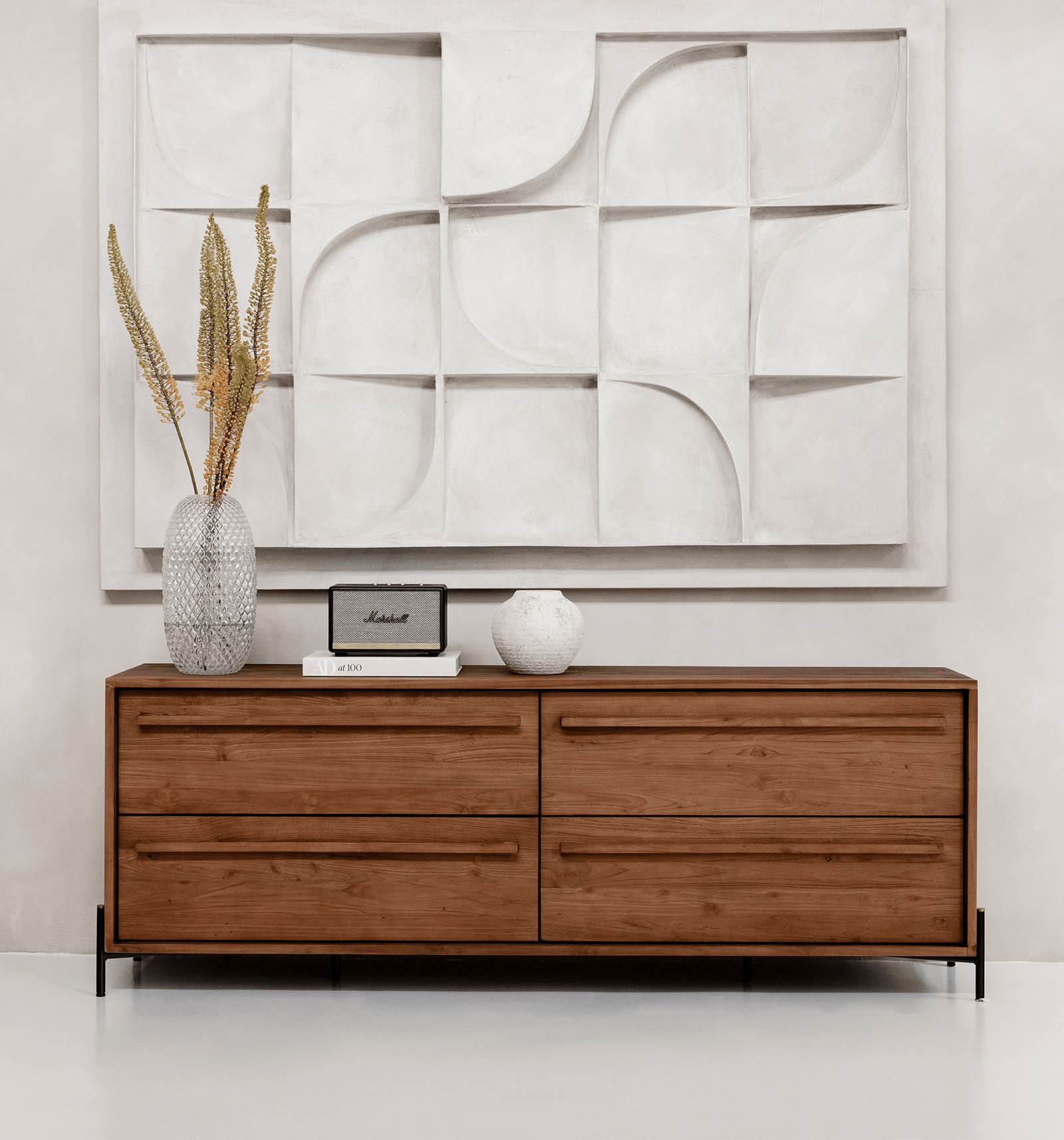 Outline Dresser 4 Drawers