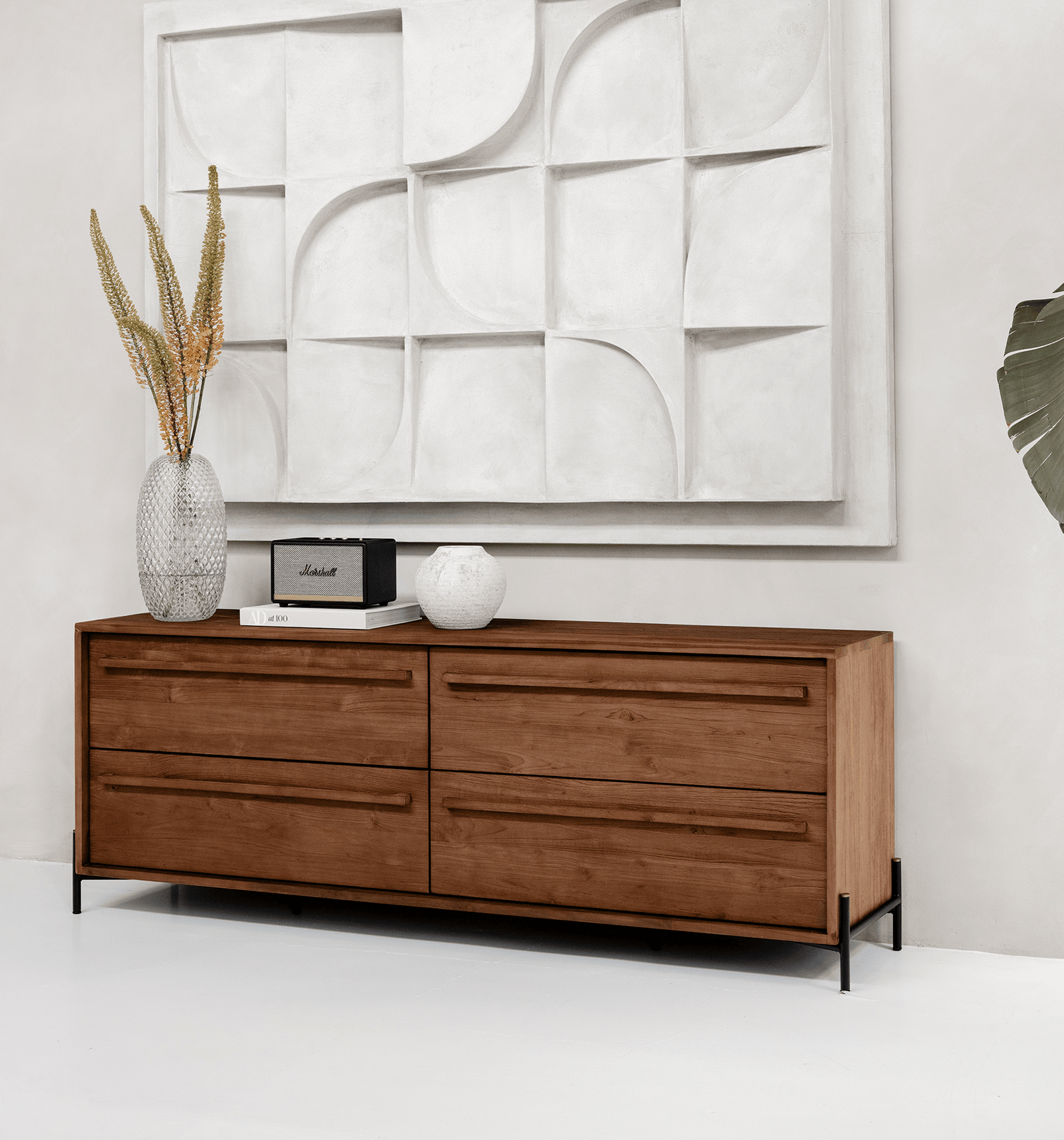 Outline Dresser 4 Drawers