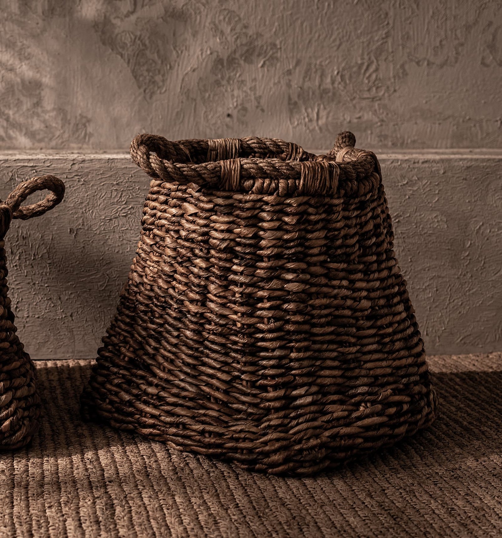 Gamalama Basket Two-Tone