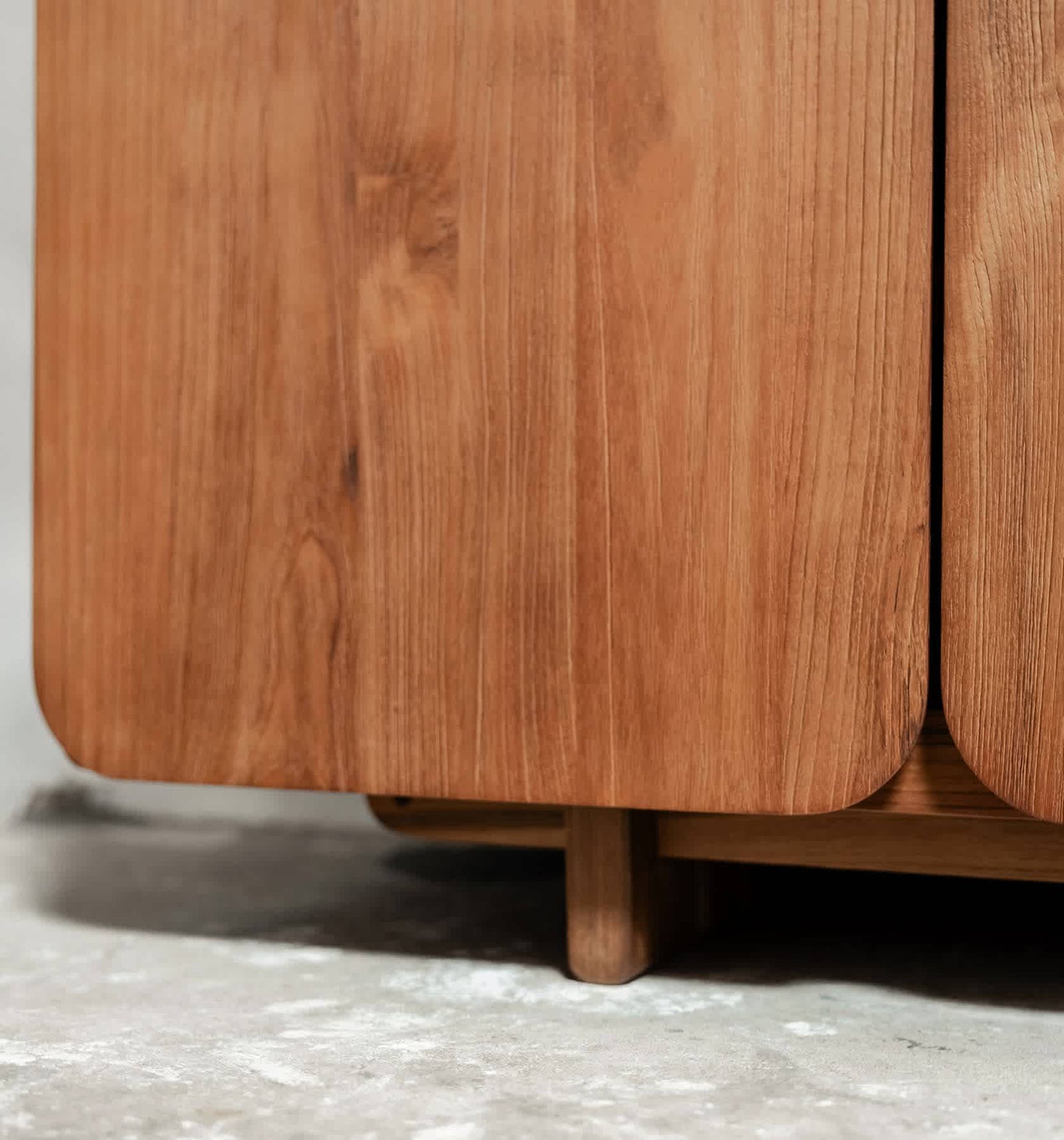 Tess Dresser 5 Doors